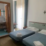 Capri Hotel 3*