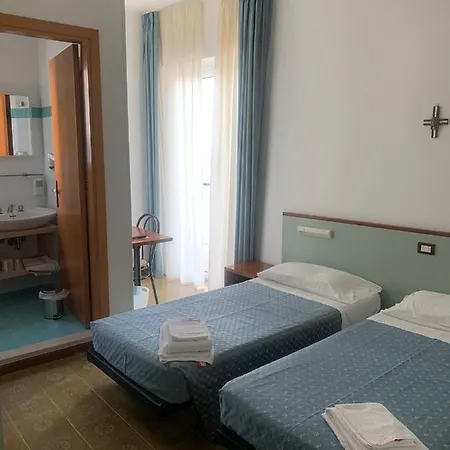 Capri Hotel 3*
